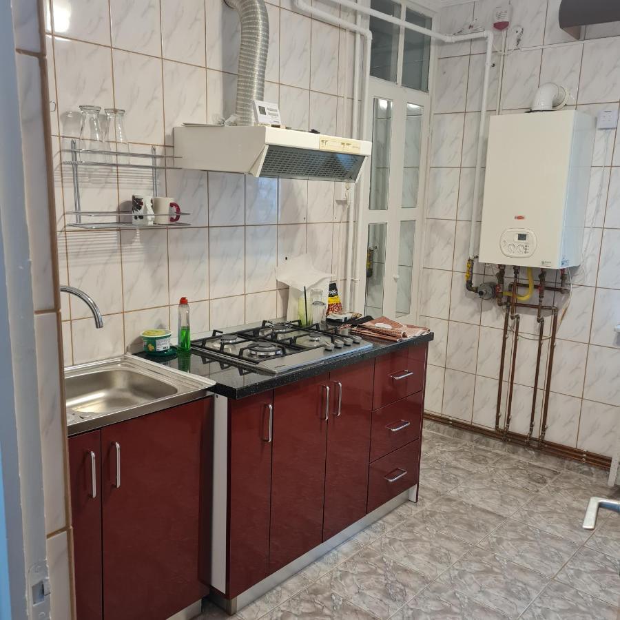 Apartament 2 Camere - Pitesti / 2-Rooms Apartment - Pitesti Ngoại thất bức ảnh